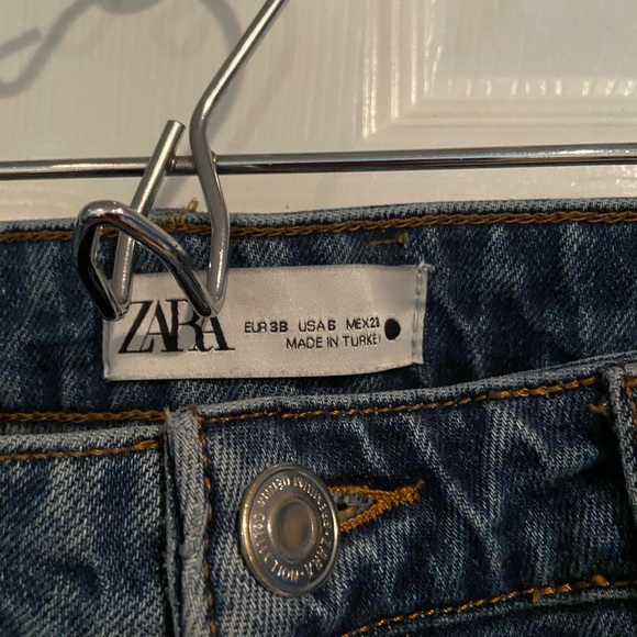 Cropped Jeans - Picture 3 of 4
